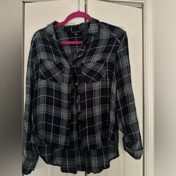 Rock & Republic HighLow Plaid Shirt - Picture 2 of 3